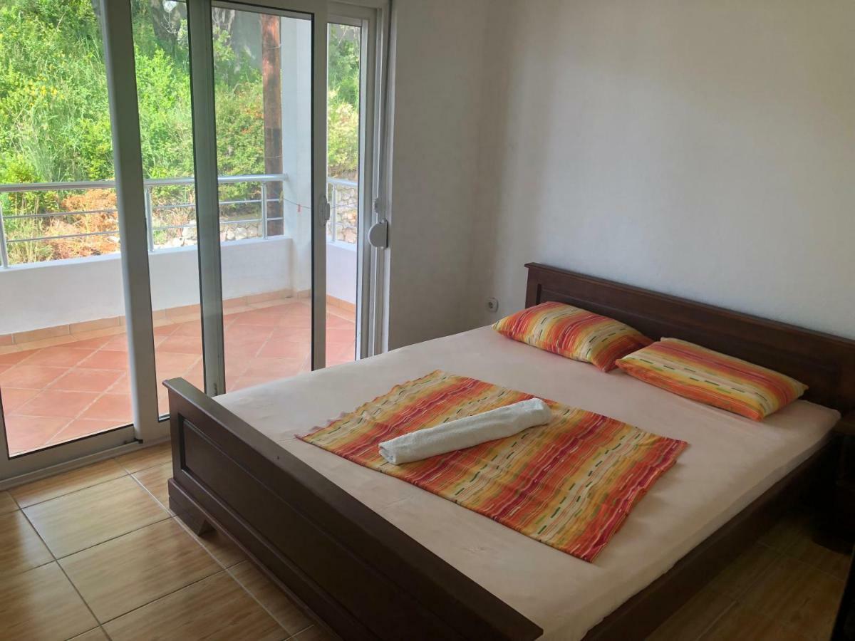 Casa Mila apartments & bungalows Ulcinj Bagian luar foto