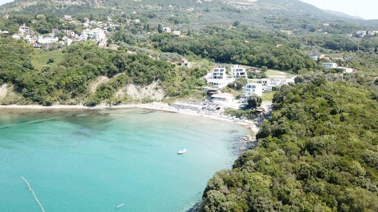 Casa Mila apartments & bungalows Ulcinj Bagian luar foto